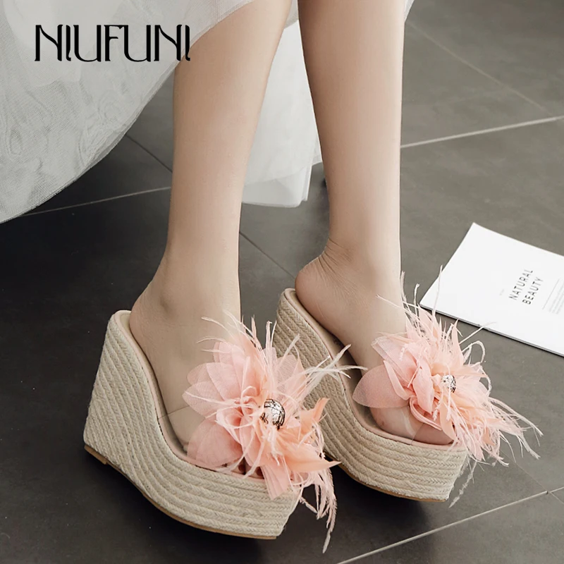 

NIUFUNI Women's Shoes 2022 New Early Spring Thick-Soled Big Flower Transparent PVC Wedge Slippers High Heels Size 34-40 Party