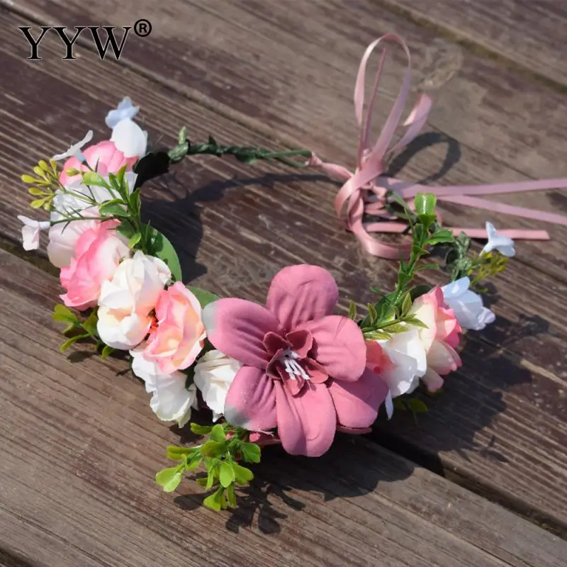 Женский венок для невесты цветочный с розами гвоздиками пионами и цветами |