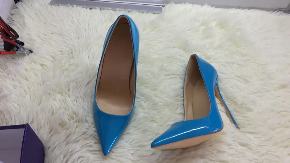 Женские туфли из овечьей кожи на тонком высоком каблуке заостренный носок без