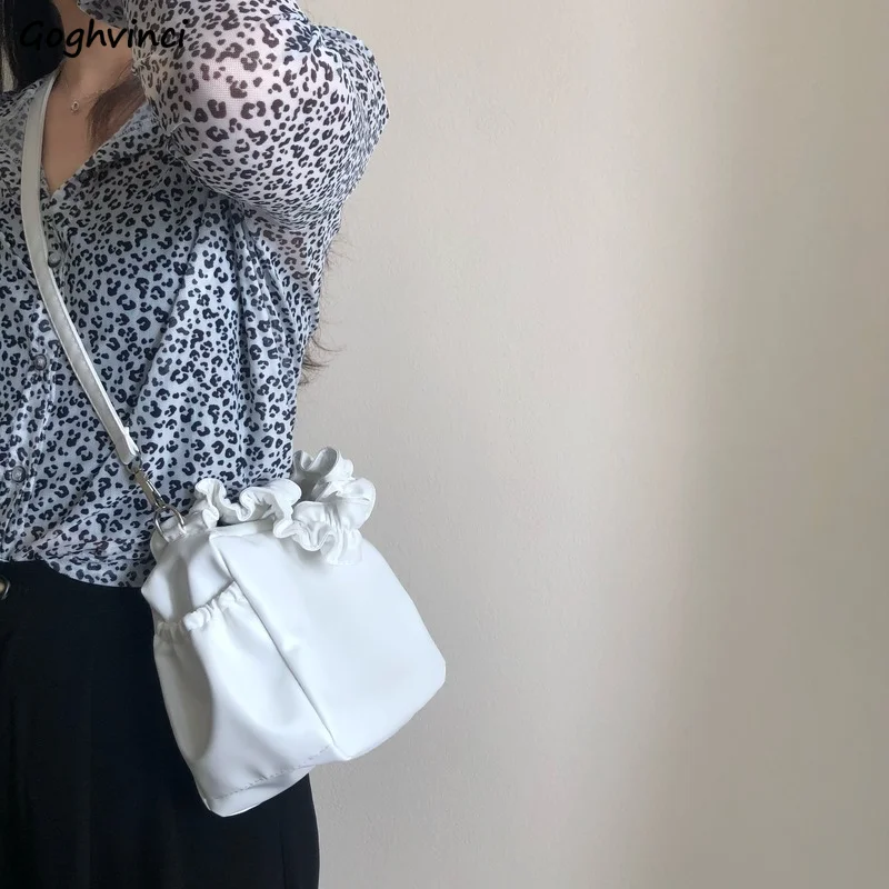

Crossbody Bags Women Solid White Shoulder Bag PU Soft Casual Handbags Ruched Pleated All-match Summer Fashion Simple Koeran Chic