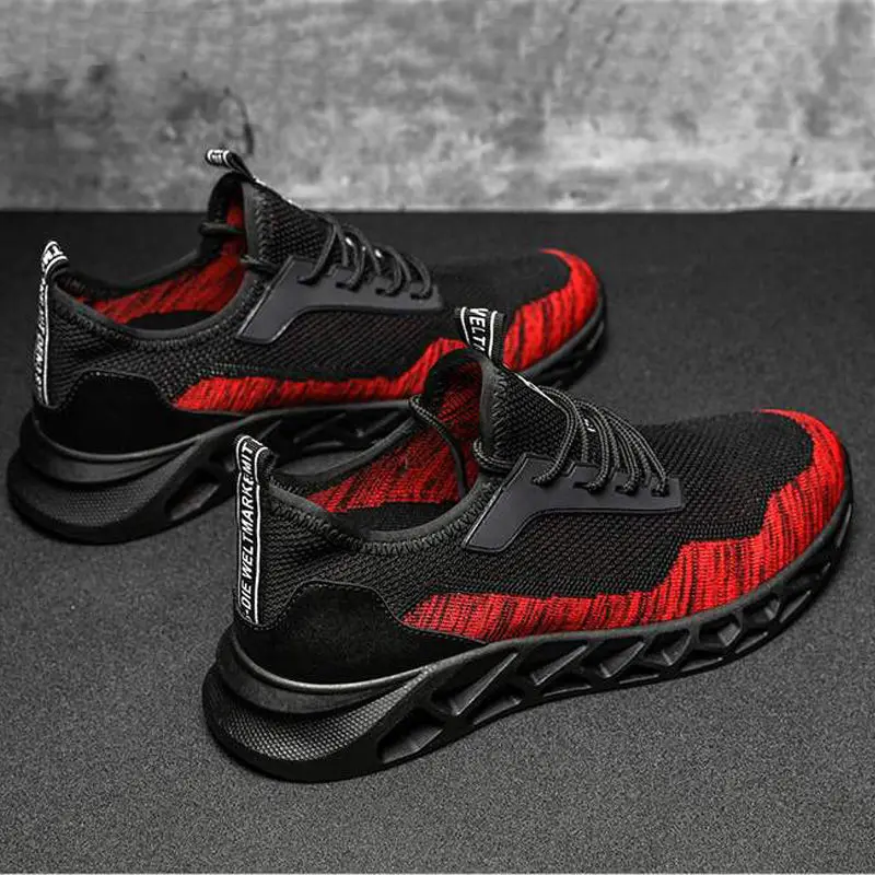 

2020 New Summer Men Shoes Mesh Breathable Men's Casual Shoes Comfortable Fashion Lightweight Moccasins Men Sneakers Size 39-44