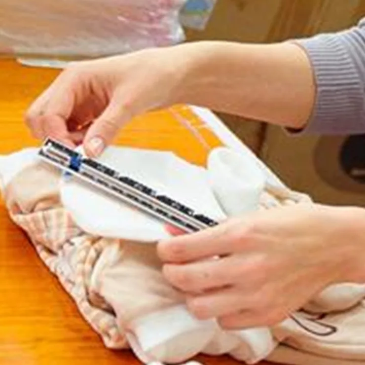 

2PC Sewing Seam Ruler Measuring Gauge Patchwork Quilting Tailor Ruler Sizer Helper Aluminum Plastic Sliding Gauge YJ355