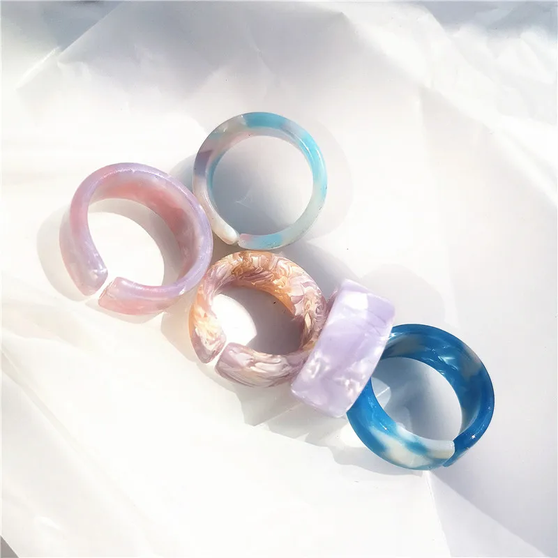 

Korea Fashion Vintage Simple Aesthetic Acetate Colorful Acrylic Thick Round Rings Set For Women Girls Jewelry Accessories Gifts
