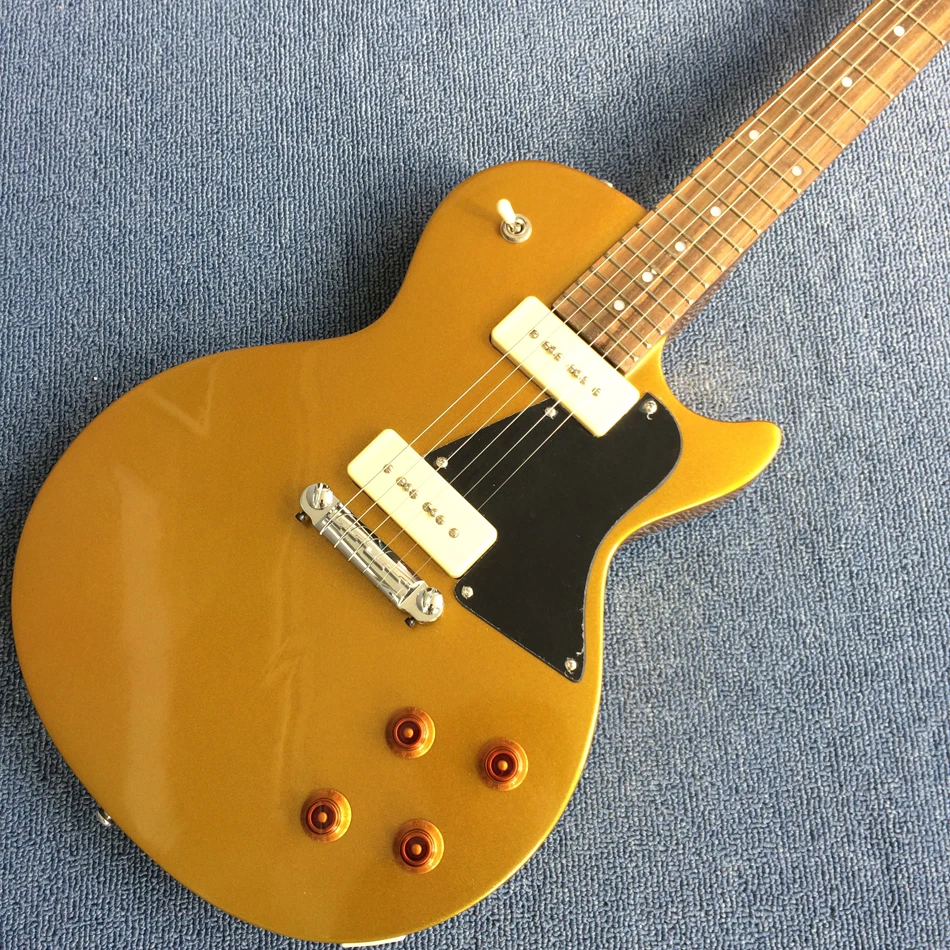 

Top quality electric guitar, solid mahogany, P90 pickup, Gold. Free shipping