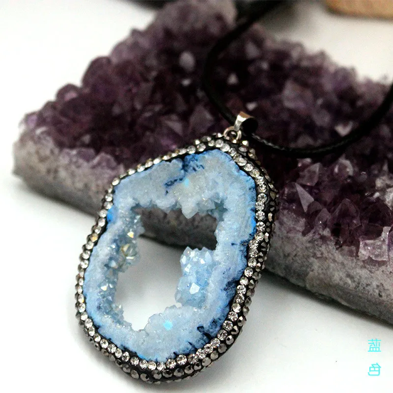 Натуральные грубые камни красочные нестандартные хрустальные подвески