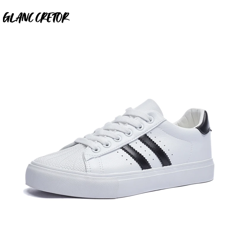 

Женские классические кроссовки, Белые Повседневные кроссовки на плоской подошве, кожаные дизайнерские кроссовки в американском стиле со ш...