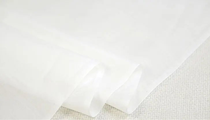 Продажа 9 м 50% хлопок шелковая ткань подкладка платья белая Толщина: 8 ---- мм ширина: