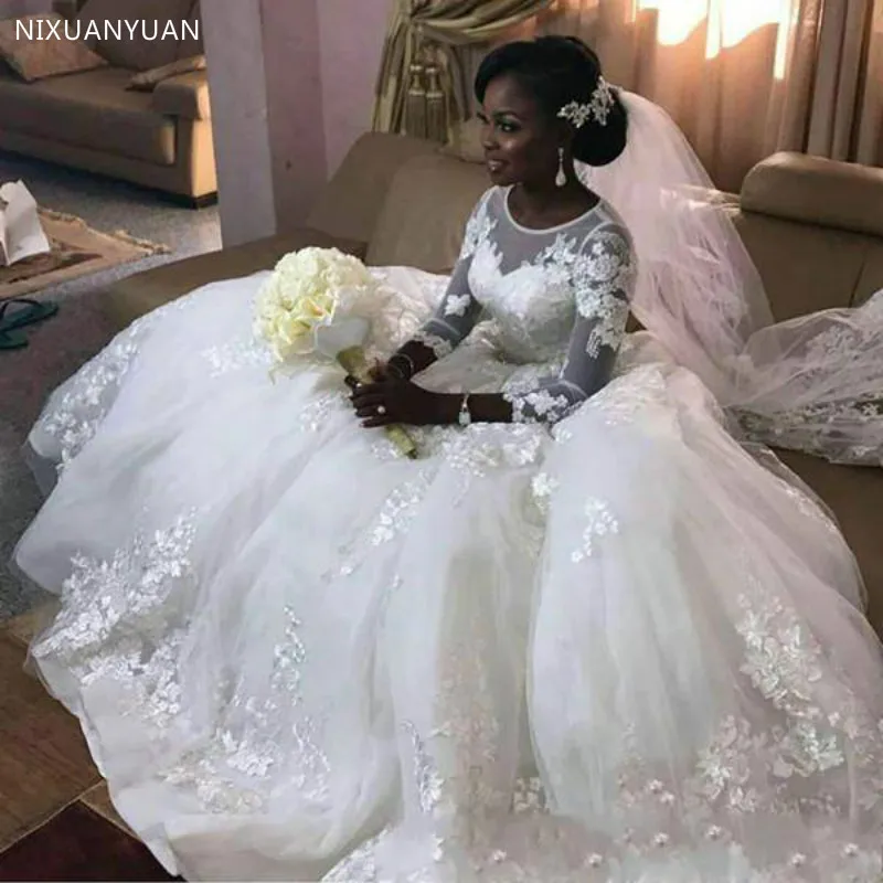 

Africa Lace Wedding Dresses Ball Gown 3/4 Sleeve Sweep Train Bridal Gowns Applique Crystal Sash Plus Size Wedding Gow