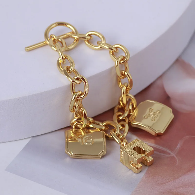 

European and American tide brand jewelry bracelet female one generation support mixed batch