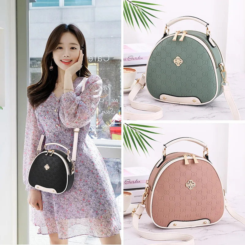 

2020 Popular New Trend Wild Small Hair Ball Shoulder Super Fire Portable Messenger Bag Fashion Leisure Travel Small Round Bag