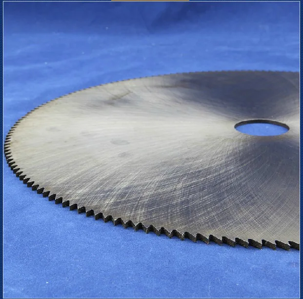 Дисковая пила для холодной резки алюминиевых стальных труб 250.300.350/400 ПВХ |