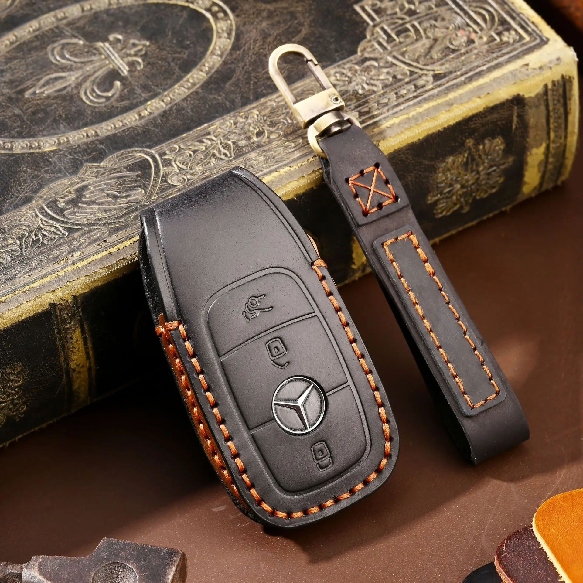 

Luxury Genuine Leather Car Keys Case Cover For Mercedes Benz E300L Keychain Cars Accessories