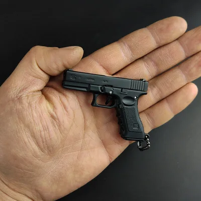 

Pistol Shape Keychain Mini Portable Decorations Detachable G-45 Gun Weapon Keyring Key Chain Ring