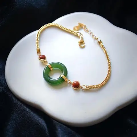 

Heart Affair Natural Hetian Jade Green Jade Safety Buckle Bracelet S925 Silver Gilding Non-Fading Inlaid Southern Red Agate