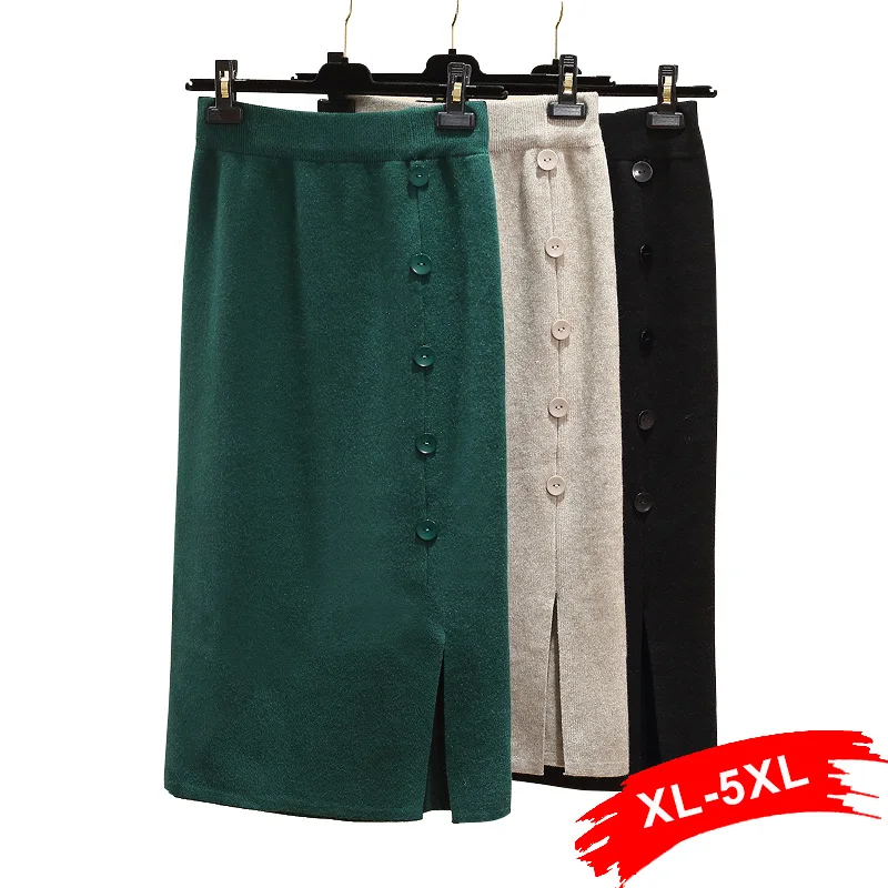 Темно зеленые офисные женские прямые трикотажные юбки размера плюс с разрезом
