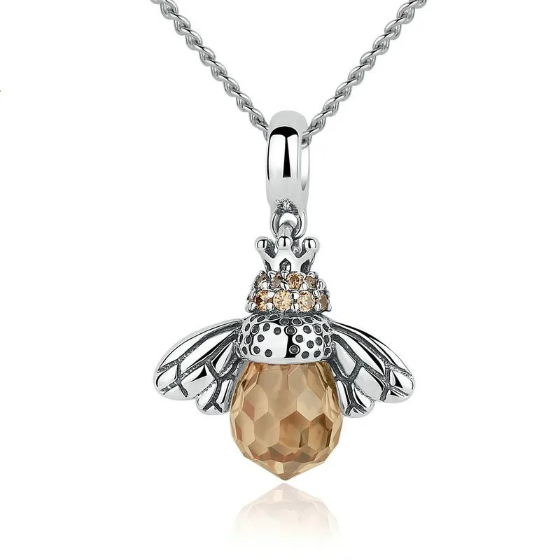 

Women Fashion Cute Queen Bee Animal Crystal Pendant Necklace CZ Charm Bridal Engagement Wedding Jewelry Gift