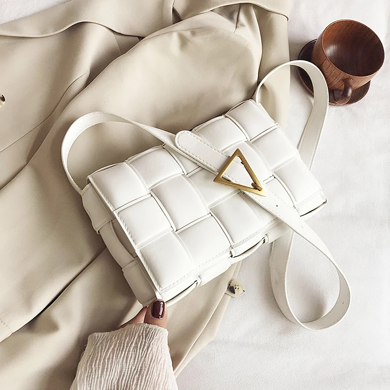 Маленькие плетеные сумки через плечо из искусственной кожи для женщин 2021