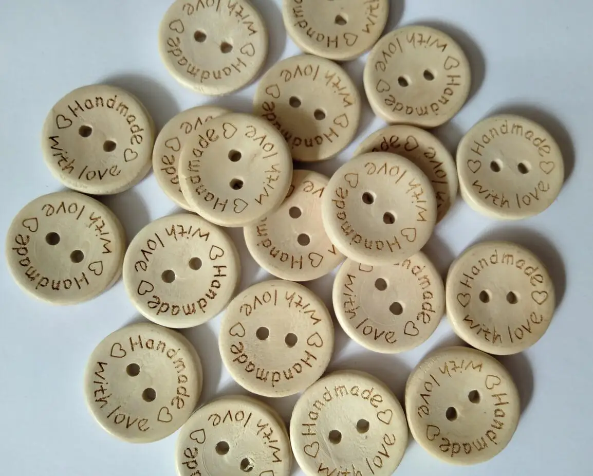 100 шт новая резная любовь с любовью деревянная кнопка 2 Чаша для глаз пряжка 15 мм 25