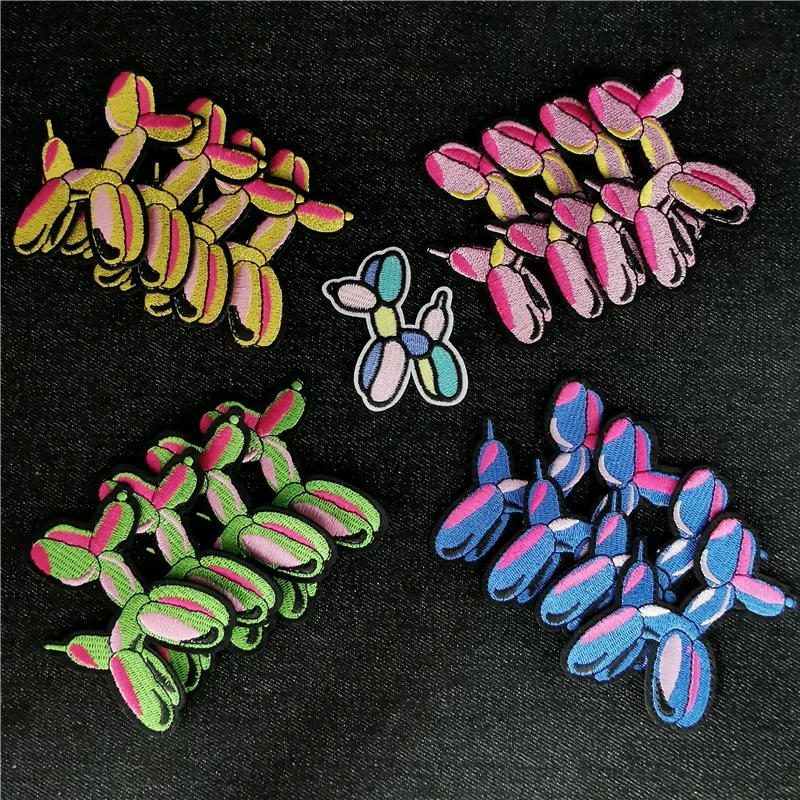 

Cartoon Dog Poodle Animal Embroidery Patches For Clothing DIY Iron On Patch On Clothes Iorhing Stickers Cute multiple colour