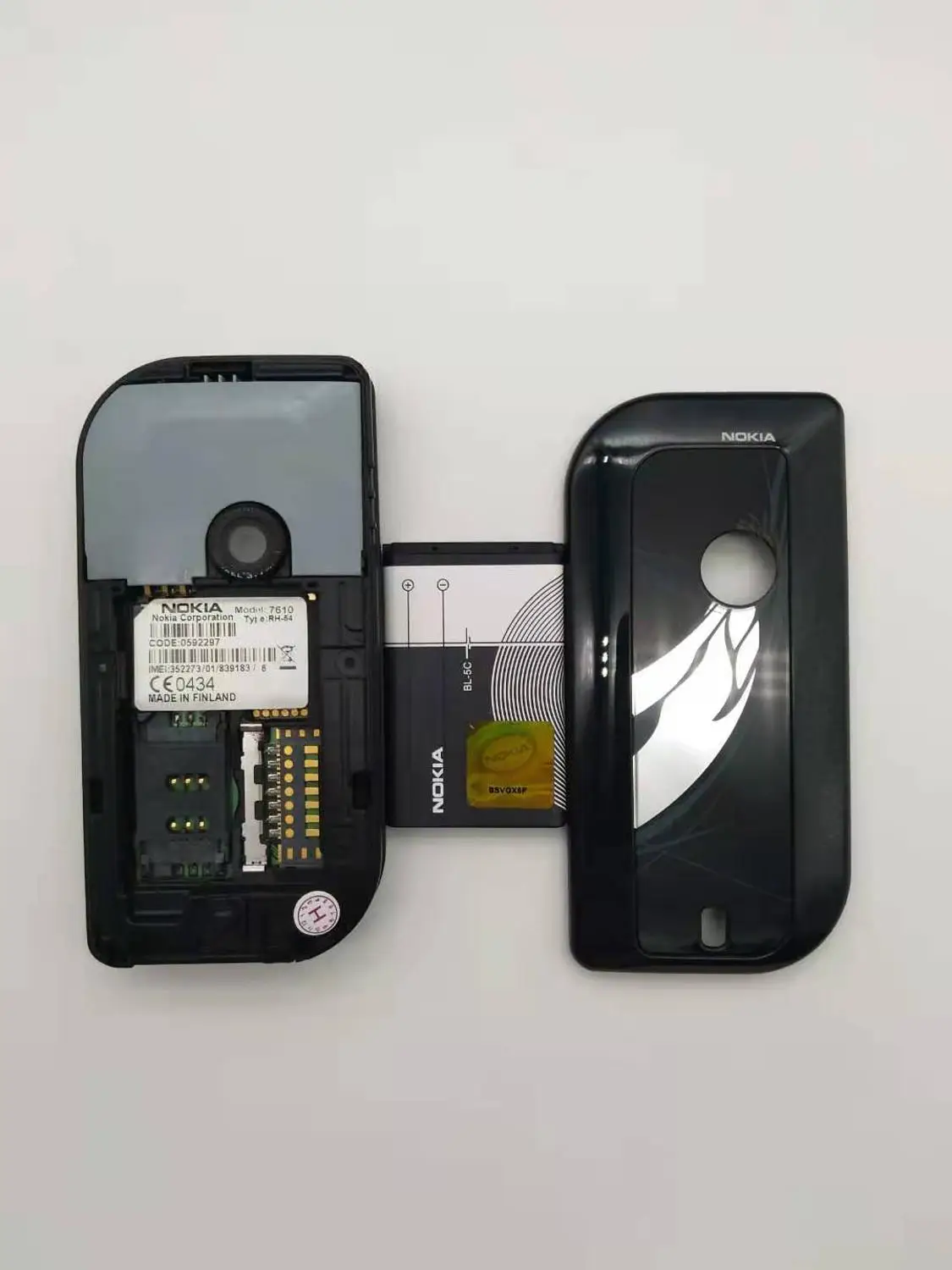 nokia 7610 refurbished original unlocked 7610 phone gsm tri band camera phone with englishrussiaarabic keyboard free global shipping