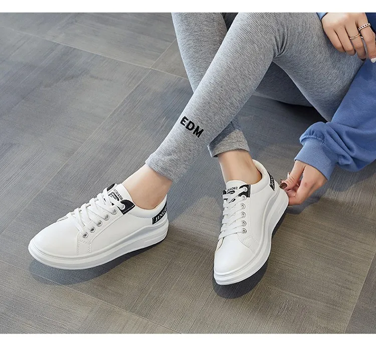 Women's White Shoes 2021 Spring and Summer New Women's Breathable Casual Leather Stitching Mesh Slippers
