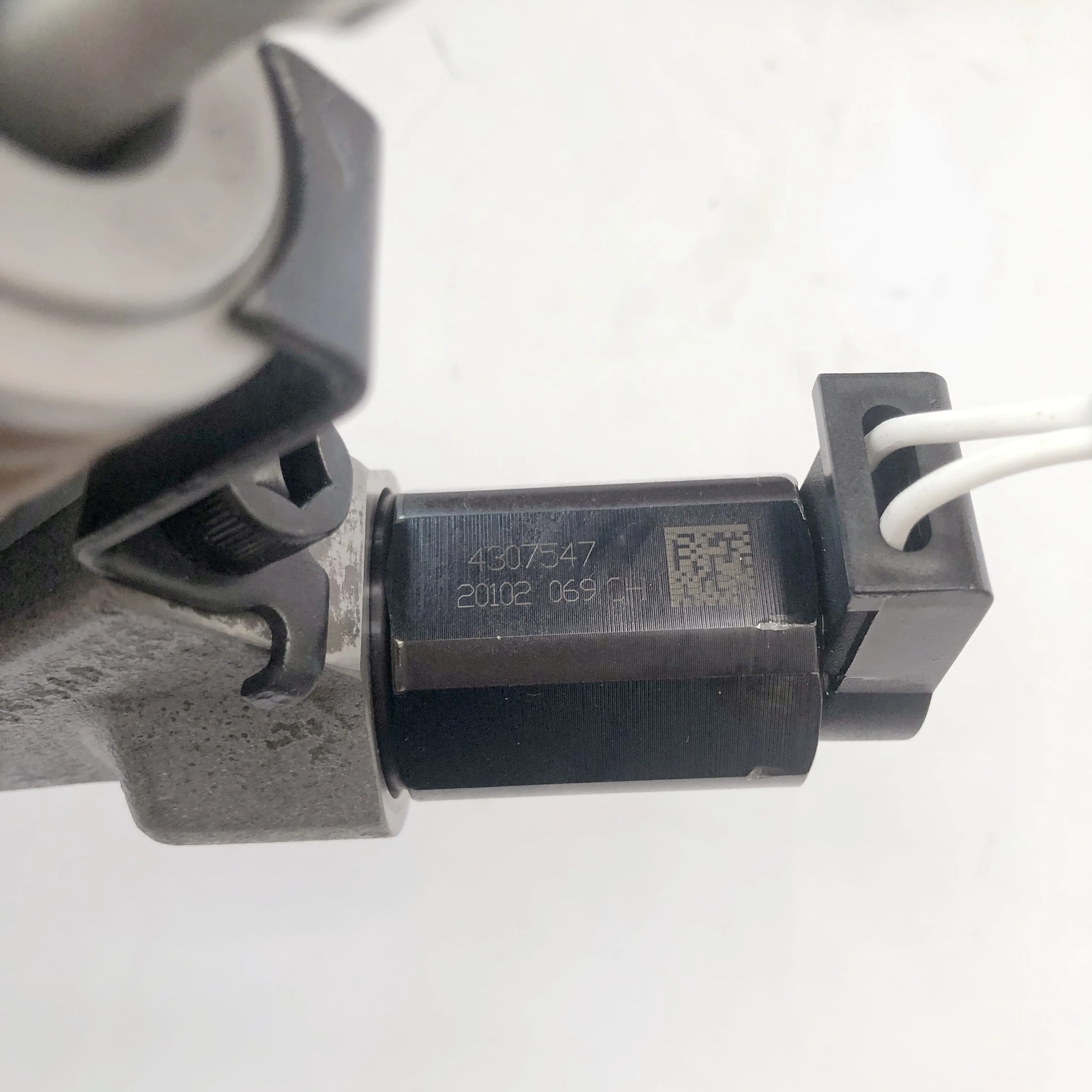 

Original nozzle M11 Diesel Engine Part Fuel Injector nozzle 3411756