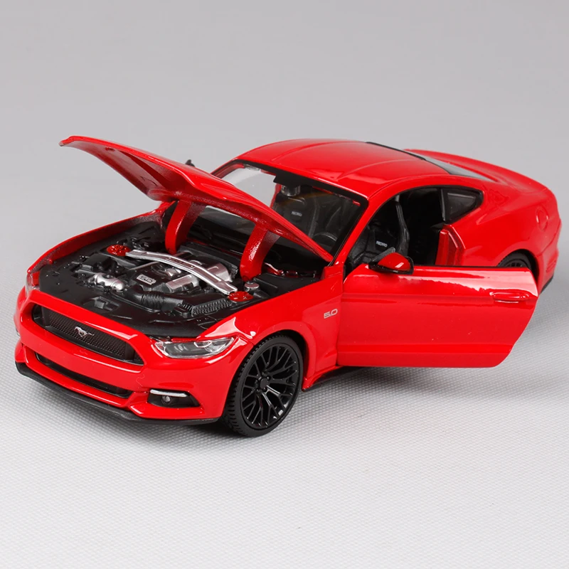 Изысканная коллекция 1:24 2015 Ford Mustang спортивный автомобиль сплав модель