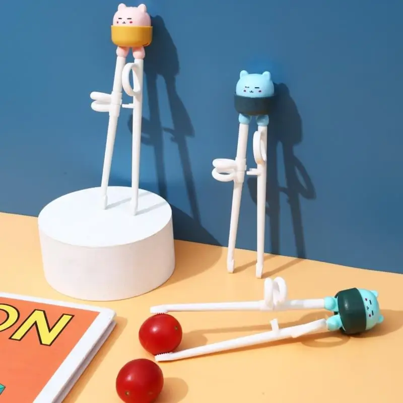 Reusable Plastic Cartoon Cute Portable Chopsticks For Kids Learning Training Food Chopsticks 17.5*3.5cm