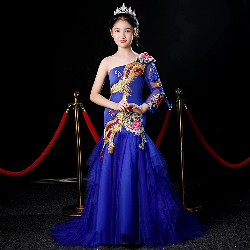 

One Shoulder Kids Evening Dresses Blue Long Sleeves Kids Communion Dresses Embroidery Tulle Train Flower Girl Dresses