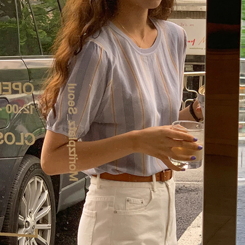 

Striped O-Neck Short Sleeve T-Shirt Woman Fashion Retro Loose T-Shirt Women Everyday Leisure Thin Tees Ladies Summer 2021