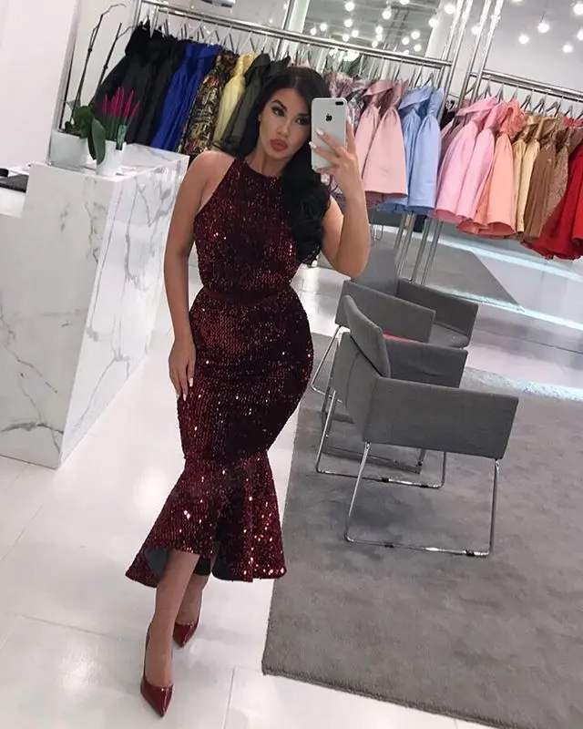 Коктейльное платье с блестками без рукавов | Свадьбы и торжества