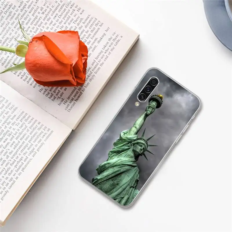 

statue of liberty Sign building Phone Case For Samsung A S M Note 9 10 20 fe 21 71 30 ultra plus 5g 11 31 51 s