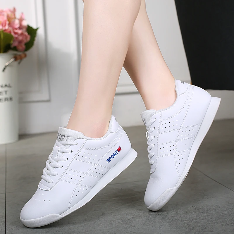 

Competitive Aerobics Dance Shoes Girls Kids White Hip-hop Jazz Shoes Women Gym Fitness Shoes Soft Sole Woman Dance Sneakers
