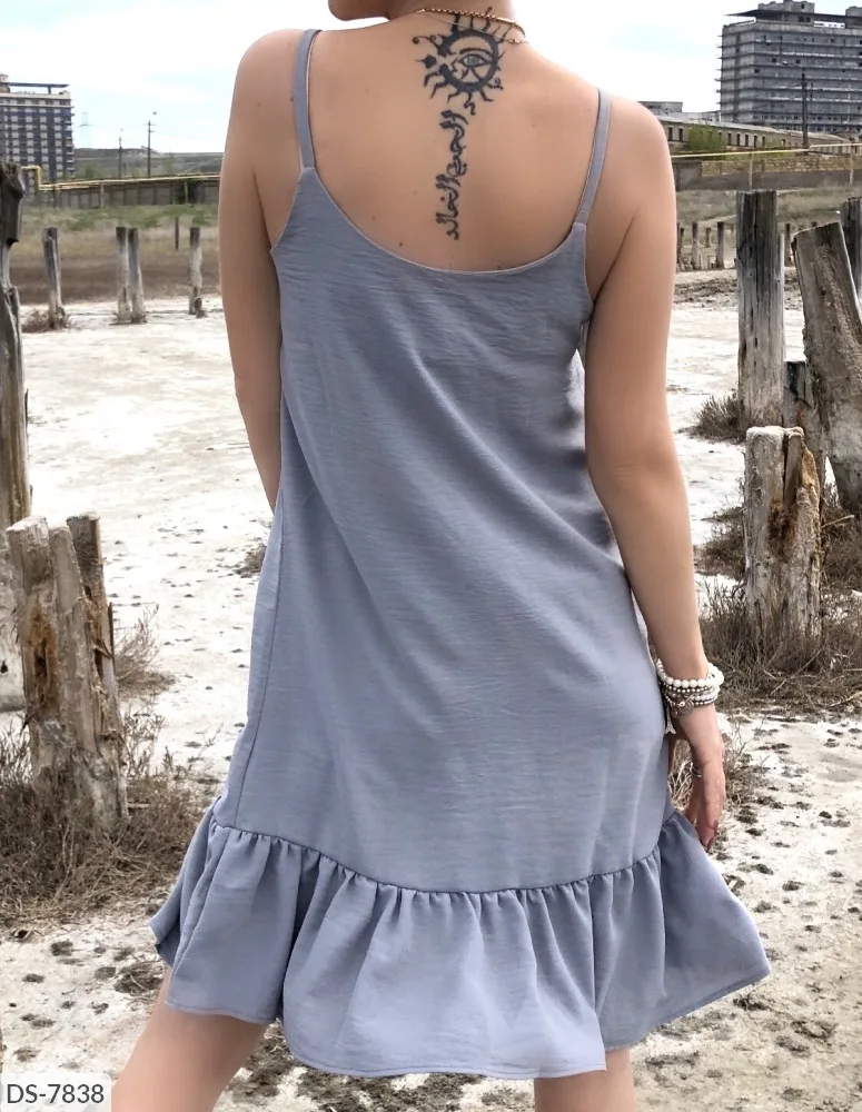 Женский сарафан с V-образным вырезом и оборками на подоле | Женская одежда