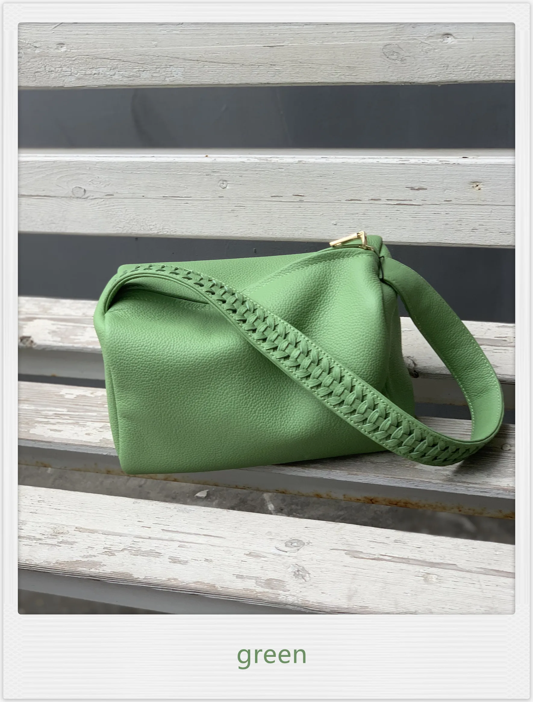 

2021 spring and summer new female bag Korean version of the wild bag soft leather small square bag shoulder bag leather handbag