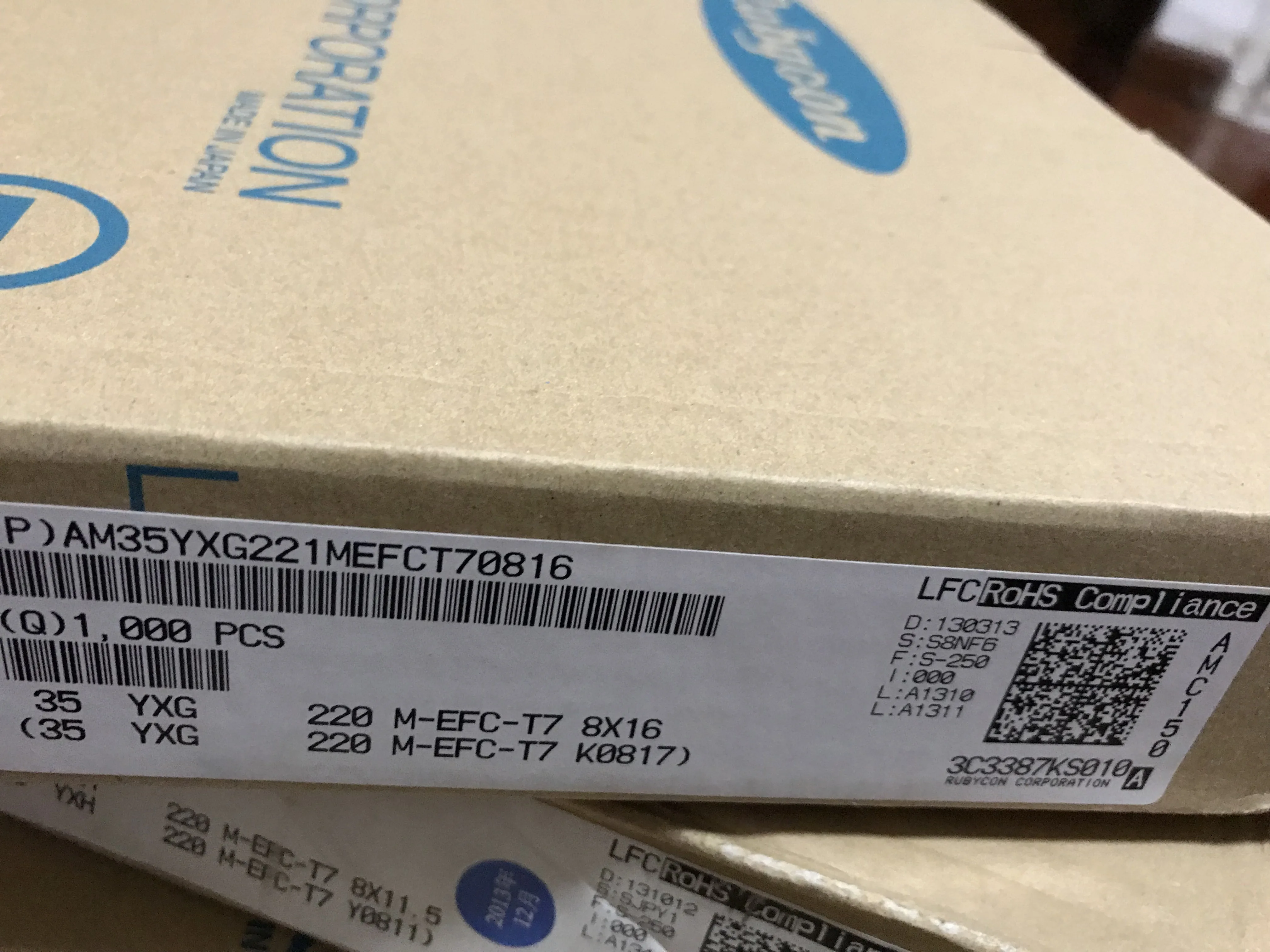 10 шт./100 шт. Новинка RUBYCON yxg 35V220UF 8x15 мм 105 градусов 220 мкФ Ф/35 в высокая частота низкое