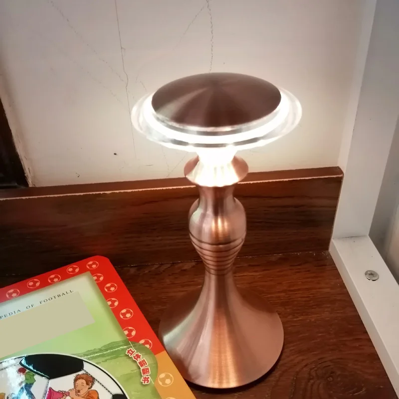 

Skybesstech D10 * D11 * H23cm ручной сенсорный светодиодный настольный светильник, теплая прикроватная лампа для груди, Регулируемый мягкий светильник ...