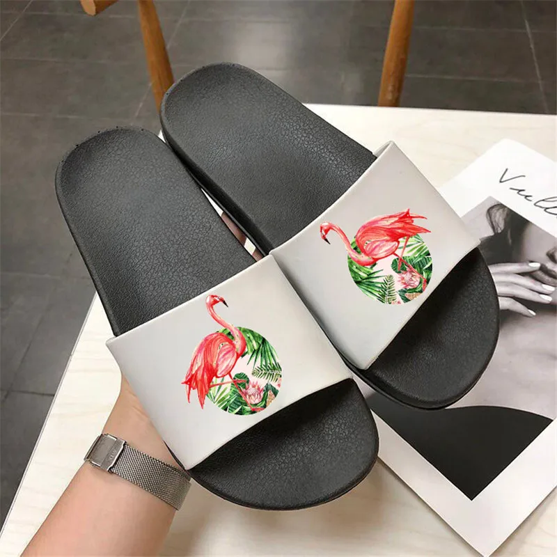 

Summer Women slipper Cartoon Flamingo Beach Slippers Women Shoes Flip Flops Zapatillas Mujer Indoor Casual Flip Flop