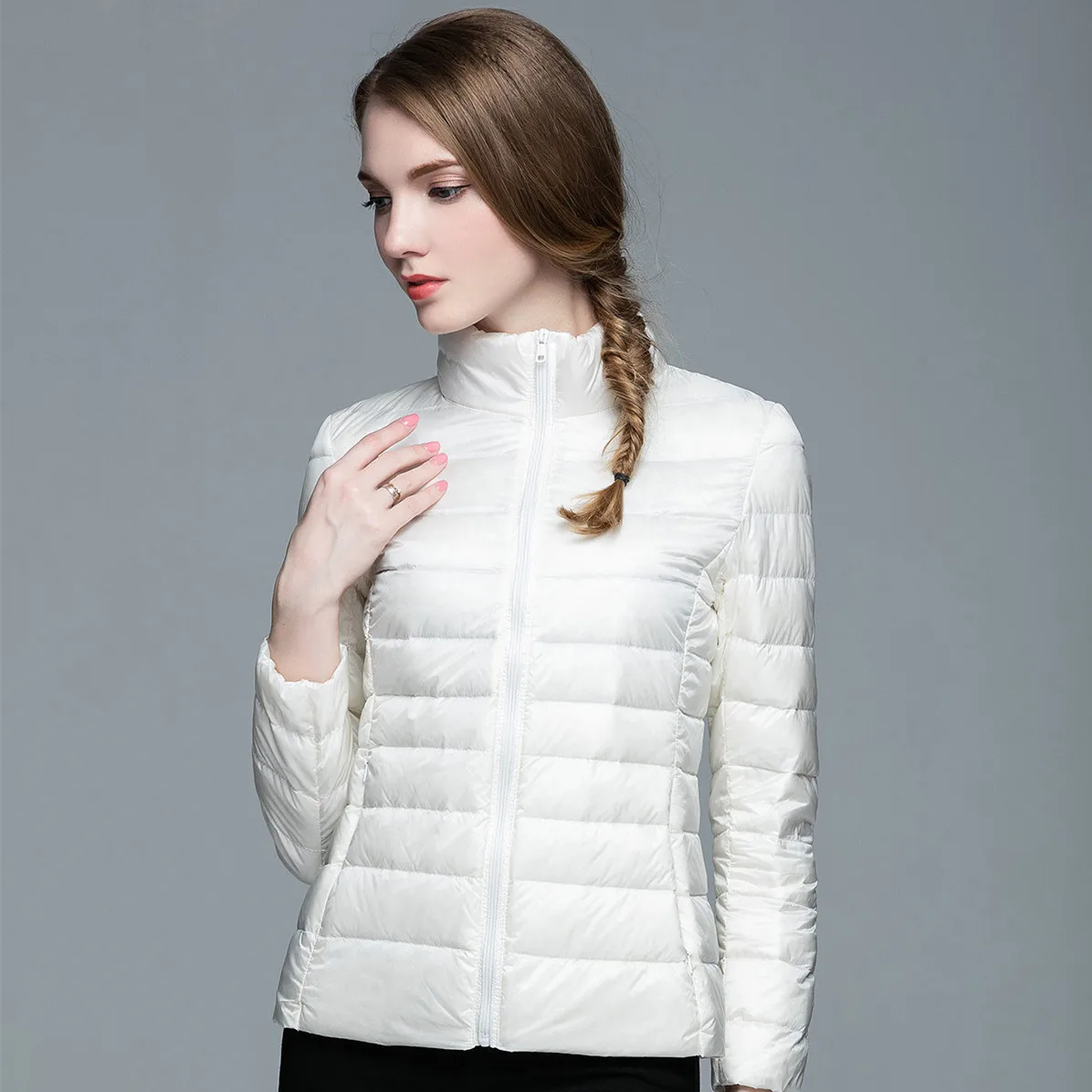 2019 осень и зима новый стиль портативный короткий тонкий пуховик женский