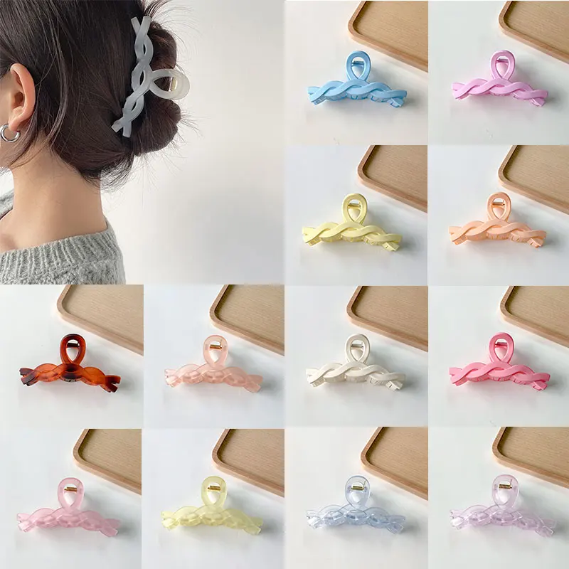 

Irregular Twisted Transparent Scrub Hair Clip Fashion Simple Hair Accessories Jelly Color Hair Claw Geometric Frosted Hairpin