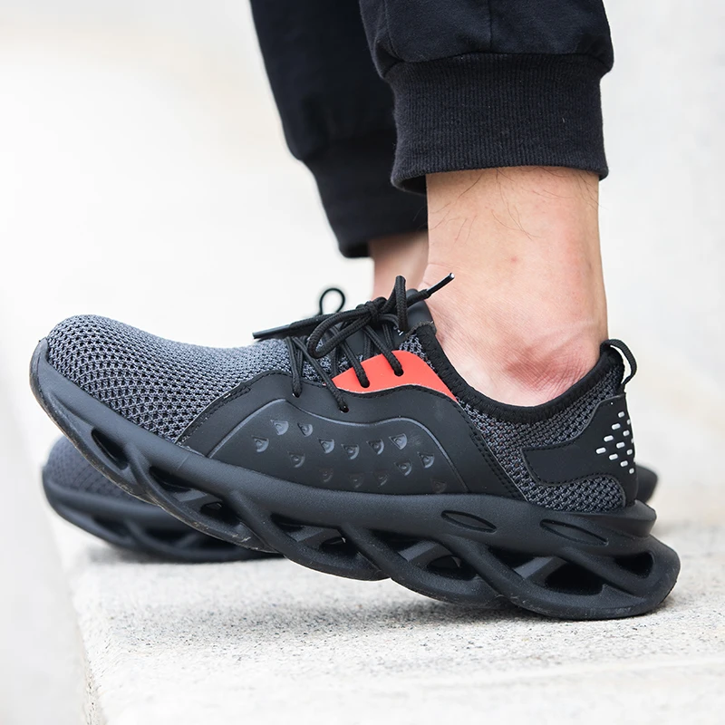 

2020 Tactical Shoes Men Outdoor Hiking Boots Men Antiskid Black Boots Outdoor Mountain Climbing Sports Shoes Outdoor Trekking