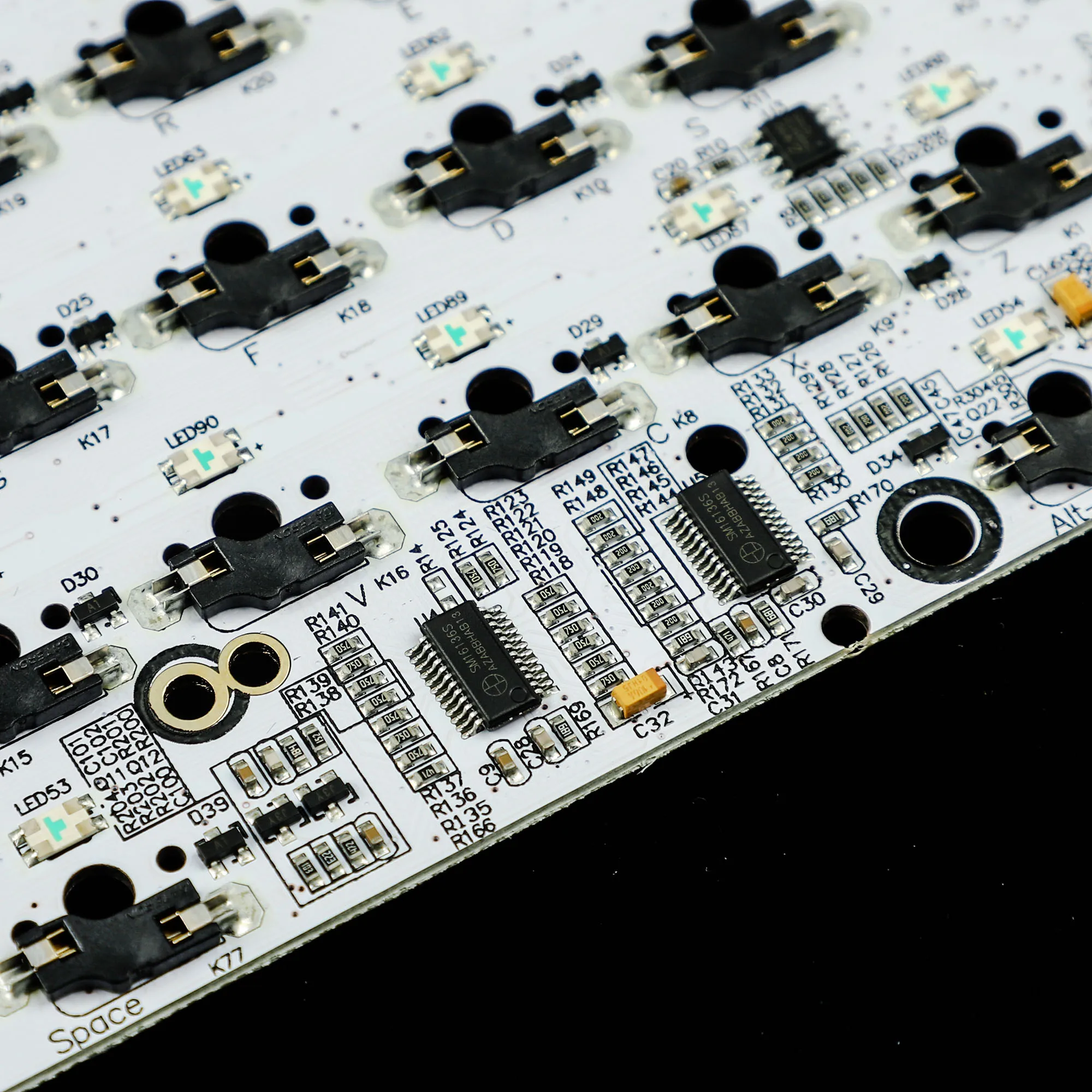 GK61 GK61S RGB с горячей заменой независимого драйвера проводной Tyce-C PCB | Компьютеры и
