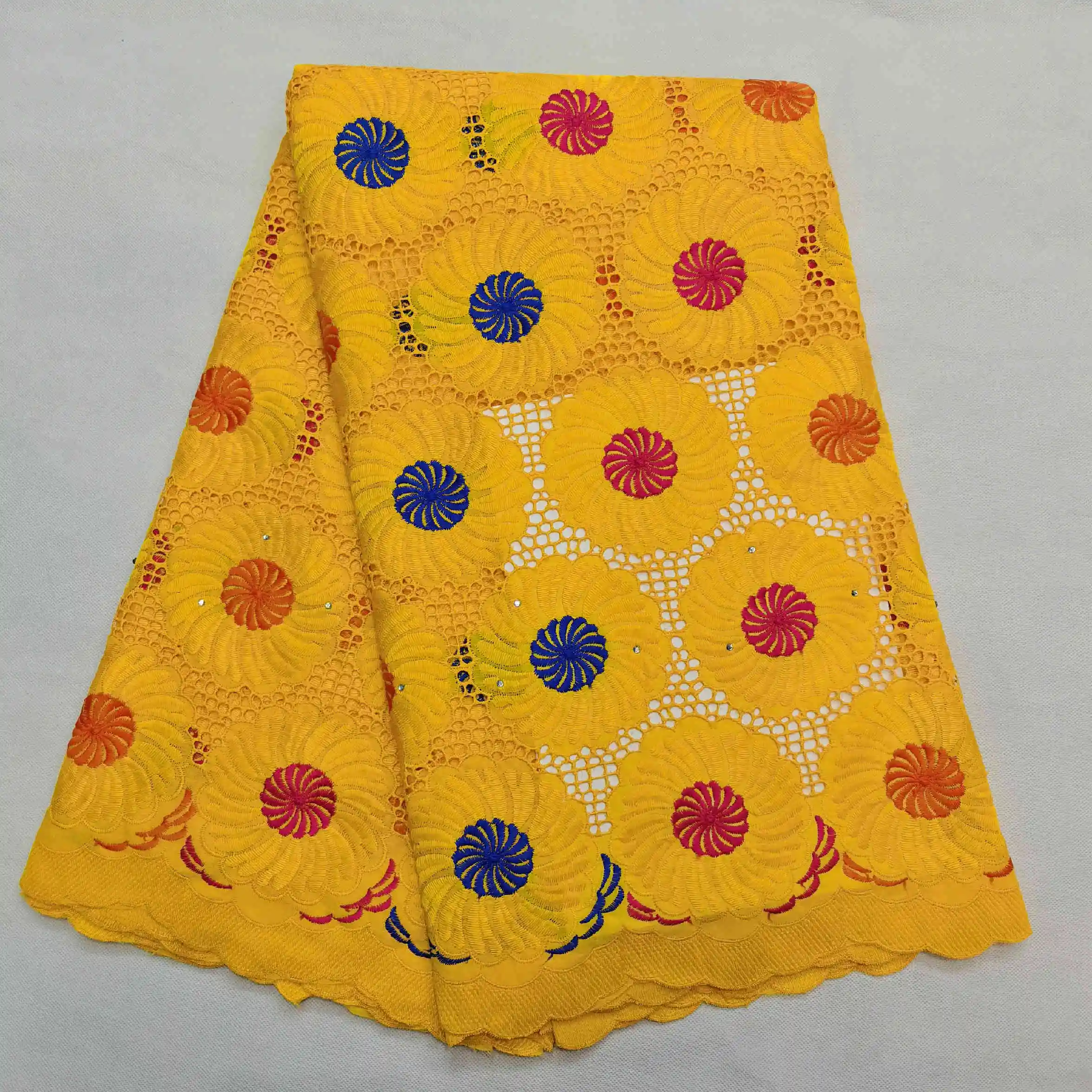 

Latest Swiss Voile Laces African Swiss lace fabric Nigerian Cotton lace fabrics for wedding Bride African Design