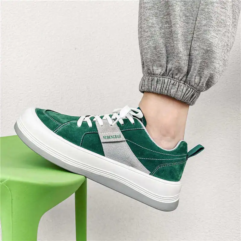 

Мужские зимние кроссовки с дырками, спортивная обувь, мужские резиновые прочные кроссовки для бега, увеличивающие рост спортивные кроссовк...