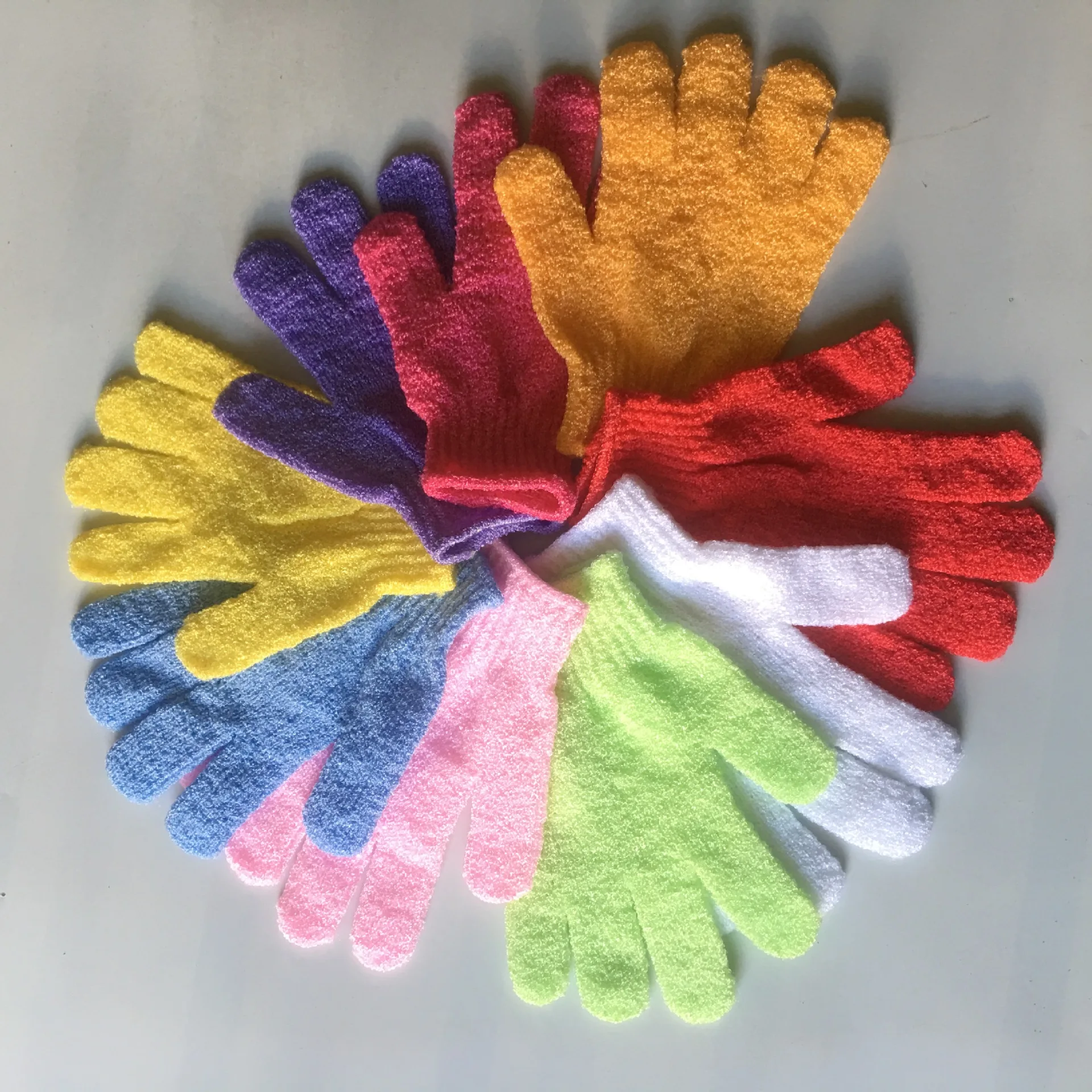 

Nylon Bathing Scrubbing Gloves Double-sided Strong Ash Rubbing Mud Rubbing Bath Towel Five-finger Exfoliating Gloves Artifact