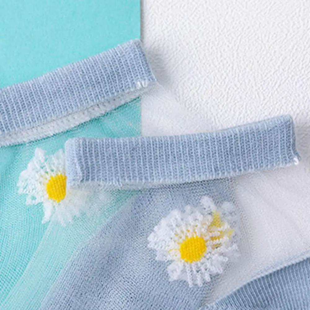 

5 Pairs Women Socks Nylon See Through Short Socks Girls Cute Print Ankle Socks Low Cut Boat Socks Summer