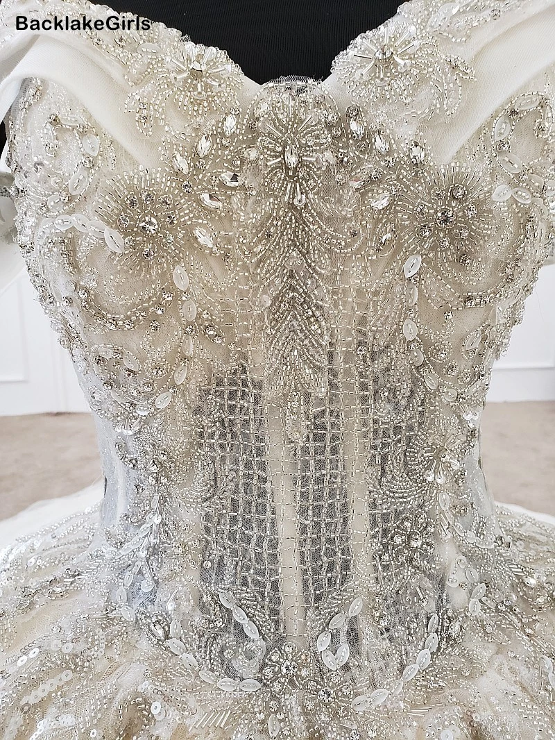 BacklakeGirls/Свадебное платье из органзы с открытыми плечами бальное симметричное