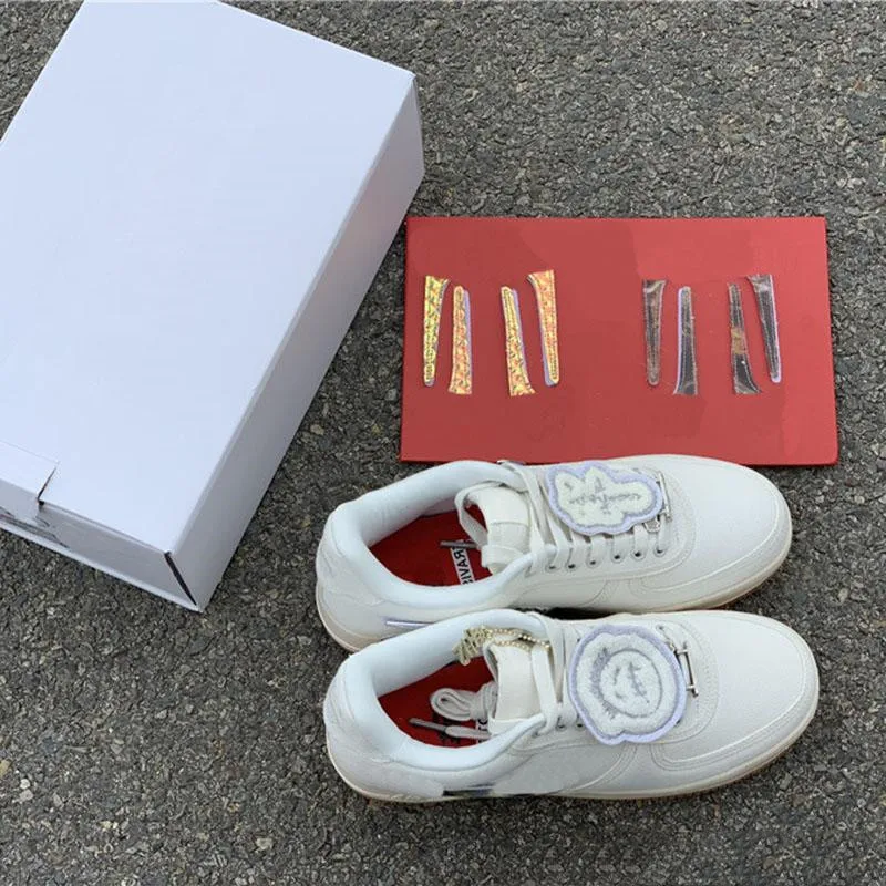 Дешевые оптовые продажи Трэвиса Скотти 1 3 м дизайнерский волшебный логотип