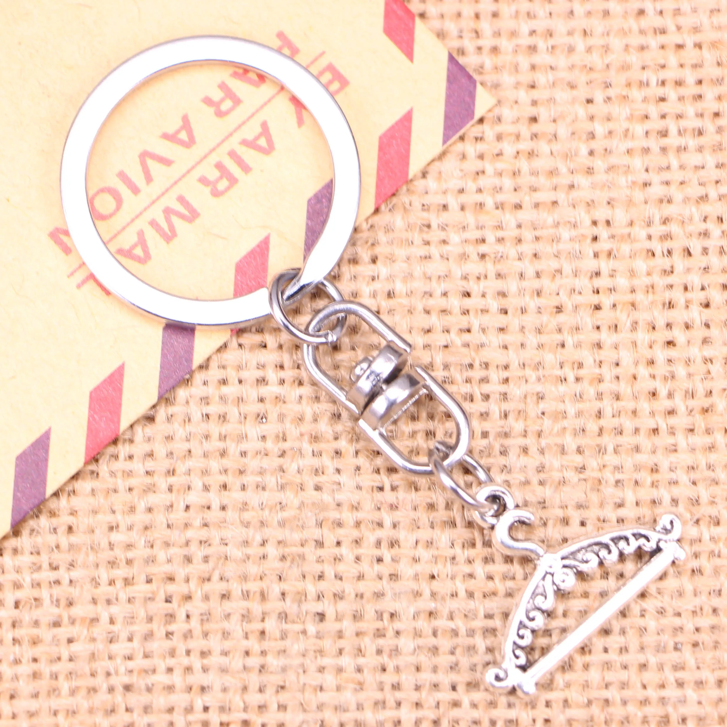 20pcs New Fashion Keychain 24x17mm hanger clothes stand Pendants DIY Men Jewelry Car Key Chain Ring Holder Souvenir For Gift | Украшения и