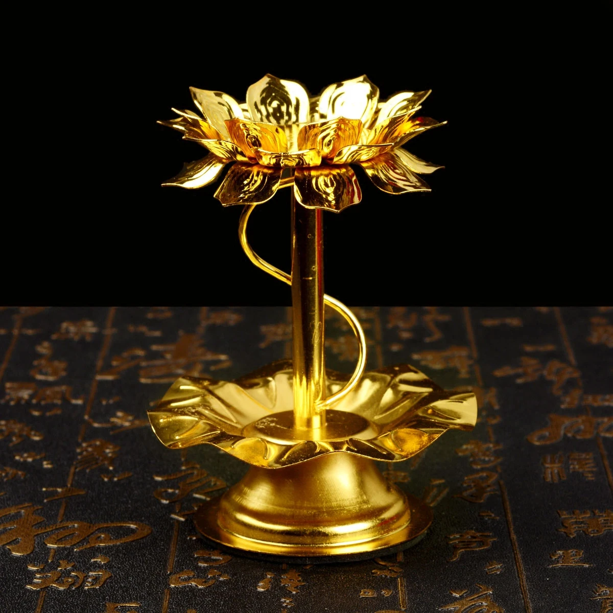 Металлический старинный держатель для свечей золотой простой Zen подсвечник